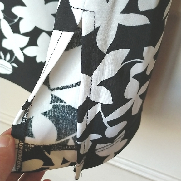 GUC New York & Company Size L Black & White Floral Cowl Neck Sleeveless … - Picture 10 of 10